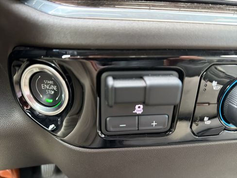 Used 2025 Chevrolet Silverado 1500 LT w/ Protection Package RWD image 24