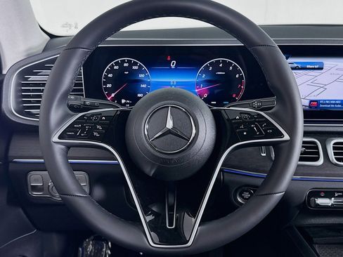 New 2026 Mercedes-Benz GLE 580 4MATIC image 17