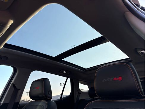 Used 2022 GMC Terrain AT4 w/ Infotainment Package II image 15