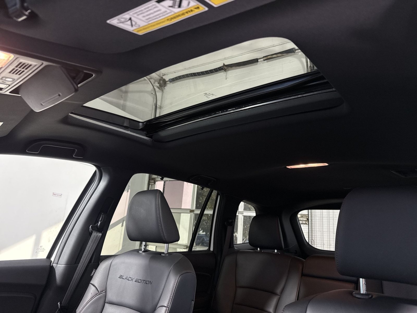 Used 2025 Honda Passport Black Edition image 25