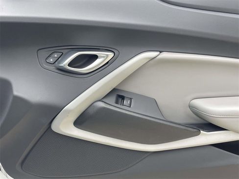 Used 2023 Chevrolet Camaro LT image 11