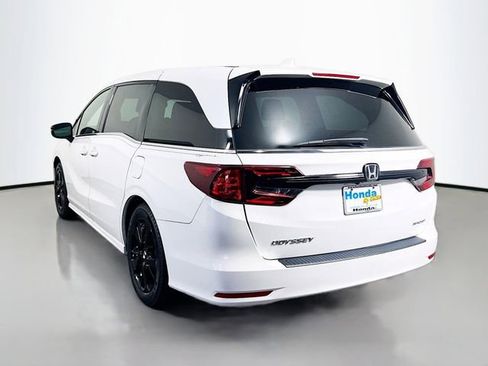 Used 2023 Honda Odyssey Sport image 7