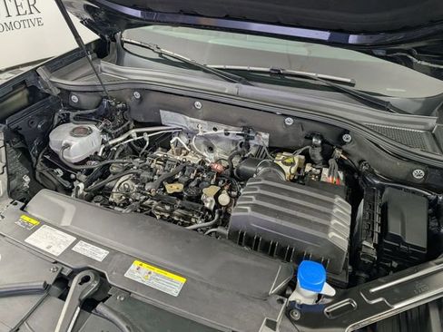Used 2025 Volkswagen Atlas SE FWD image 39