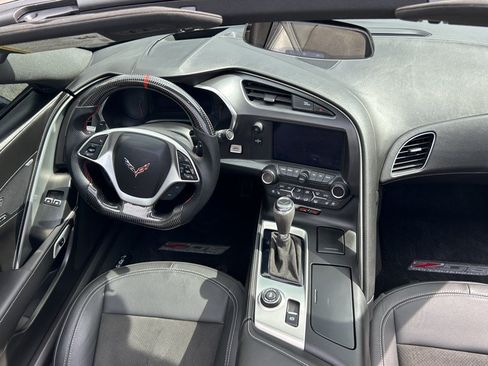Used 2018 Chevrolet Corvette Z06 RWD image 25