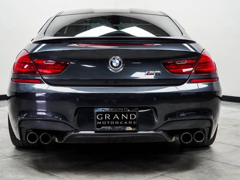 Used 2017 BMW M6 Coupe image 9