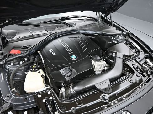 Used 2015 BMW 335i xDrive Sedan AWD/4WD image 10