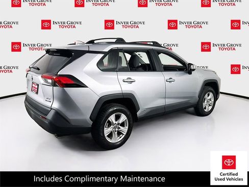 Certified 2021 Toyota RAV4 XLE w/ Convenience Package image 5