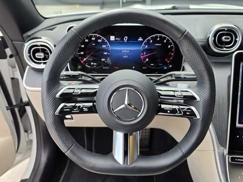 Used 2026 Mercedes-Benz CLE 300 4MATIC Cabriolet image 28
