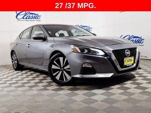 Used 2022 Nissan Altima 2.5 SV image 1