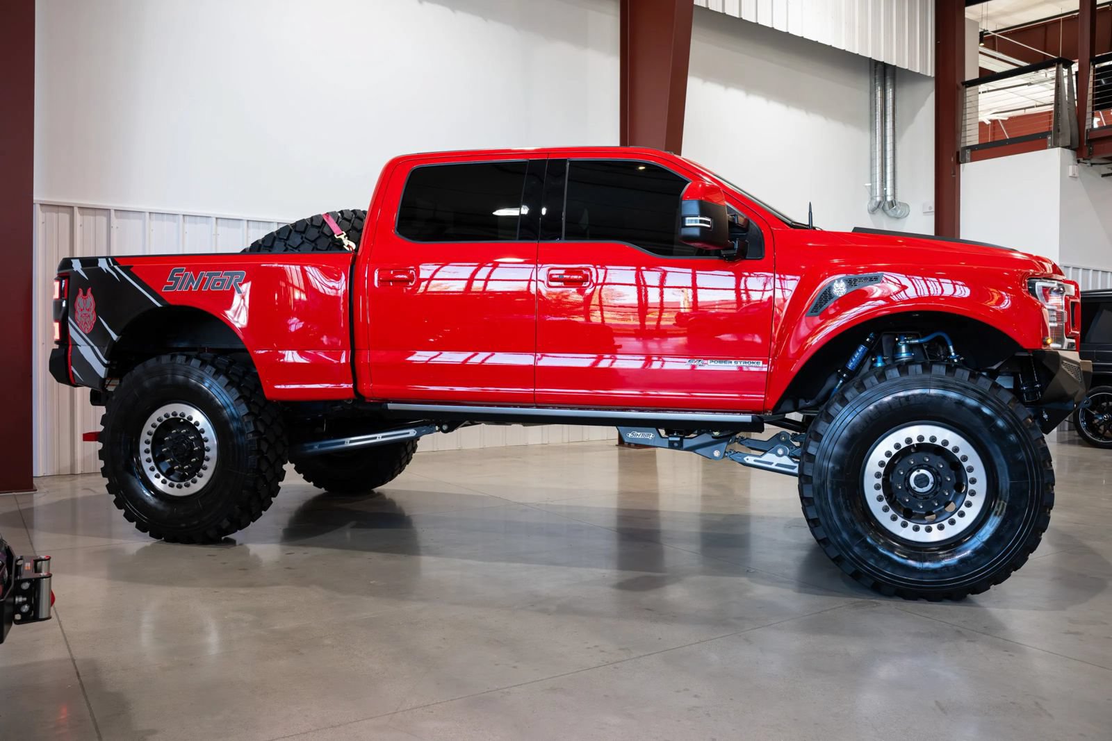 Used 2018 Ford F350 Lariat w/ Lariat Ultimate Package AWD/4WD image 4