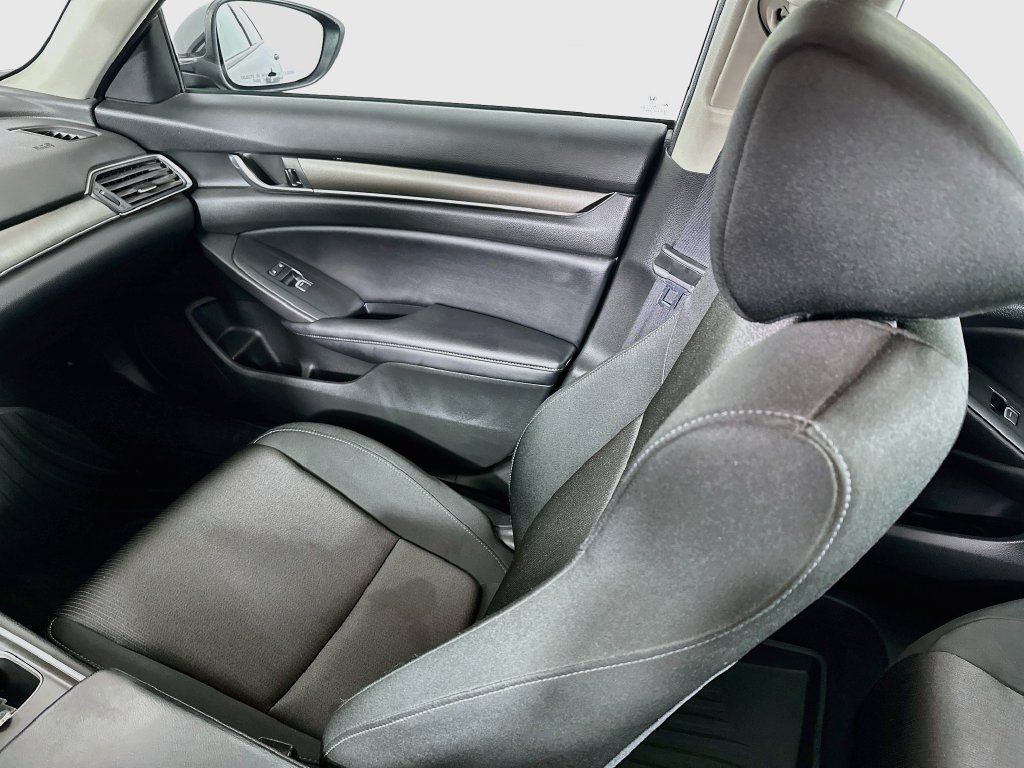 Used 2018 Honda Accord LX image 22