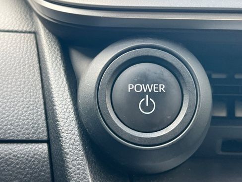 Used 2024 Toyota Prius LE image 25