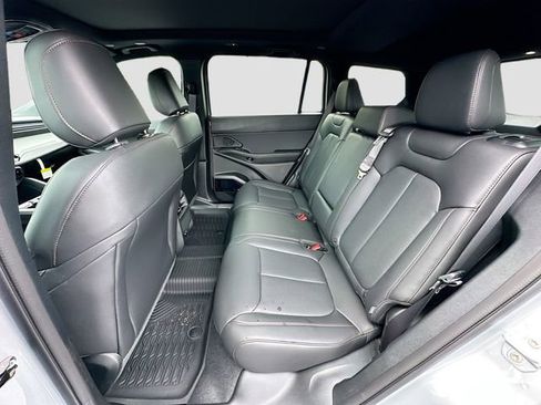 New 2026 Jeep Cherokee Limited image 17