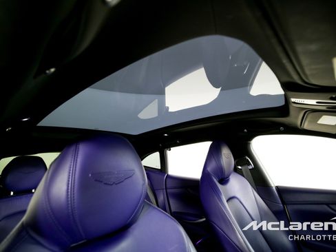 Used 2021 Aston Martin DBX image 30