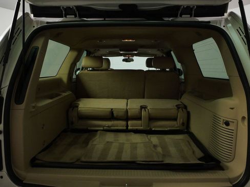 Used 2010 Chevrolet Suburban LTZ AWD/4WD image 40