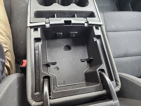 Used 2015 GMC Sierra 1500 SLE w/ SLE Value Package image 43