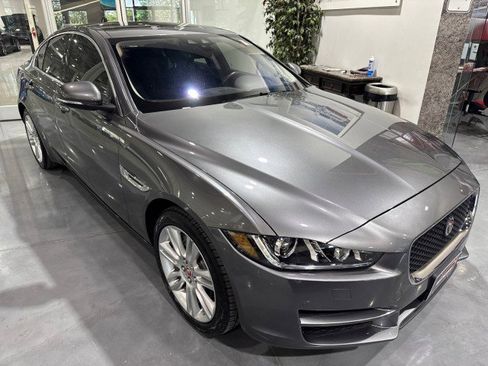 Used 2019 Jaguar XE Prestige AWD/4WD image 16