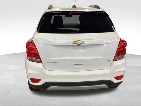Used 2017 Chevrolet Trax LT w/ LT Convenience Package AWD/4WD image 25