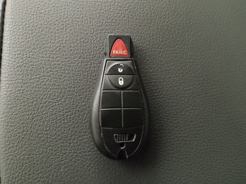 Used 2018 RAM 1500 Big Horn image 32