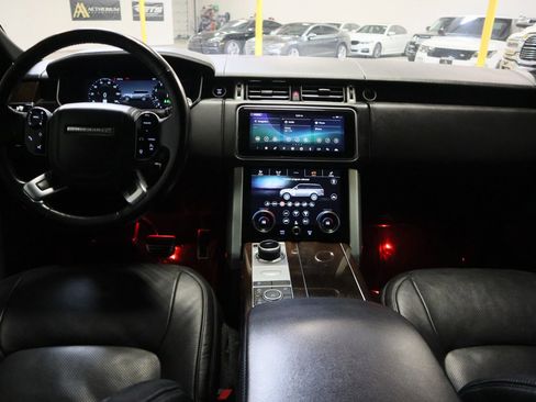 Used 2022 Land Rover Range Rover Westminster Edition image 15