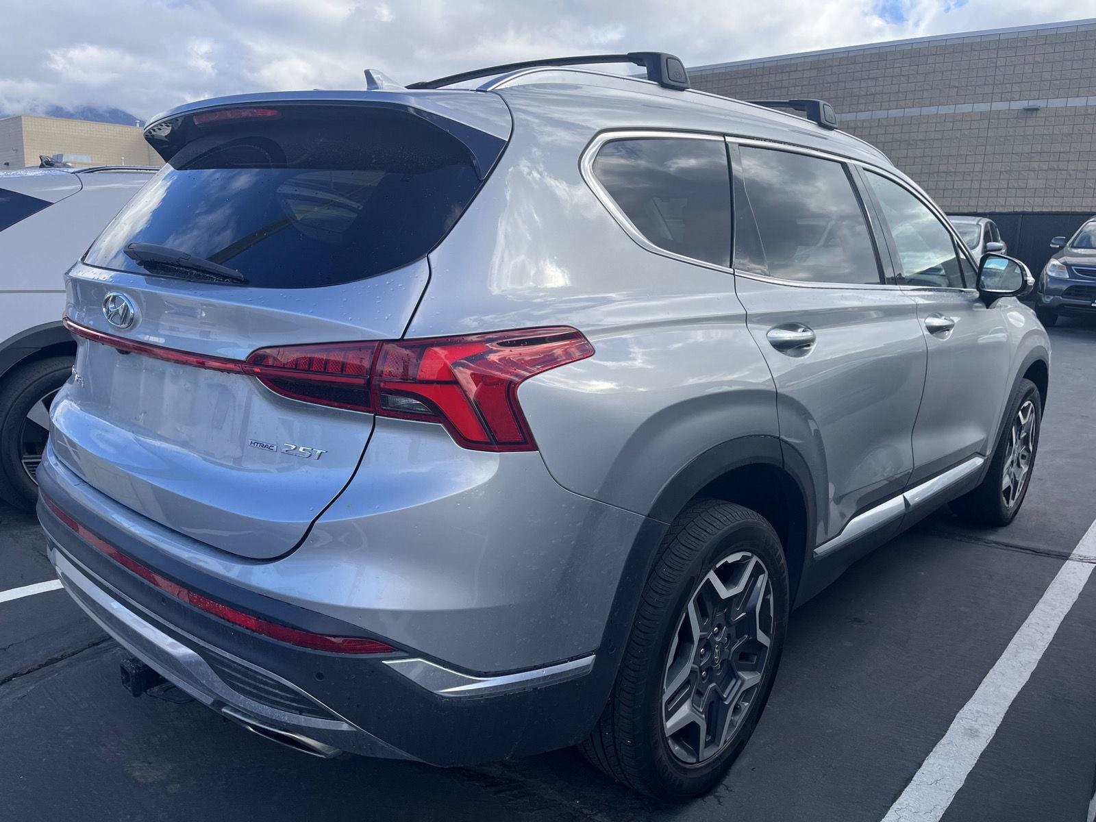Certified 2023 Hyundai Santa Fe Limited AWD/4WD image 6