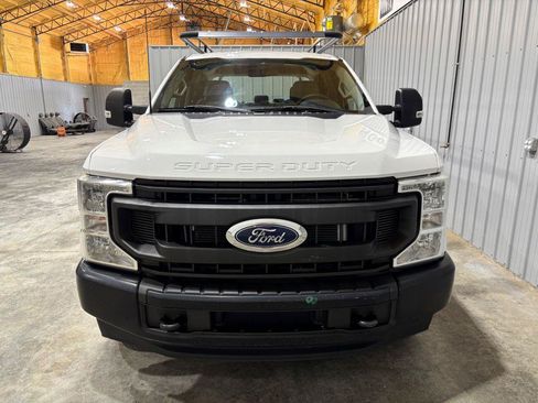 Used 2022 Ford F250 XL w/ Power Equipment Group RWD image 7