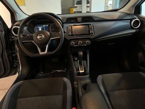 Used 2025 Nissan Versa SV FWD image 32
