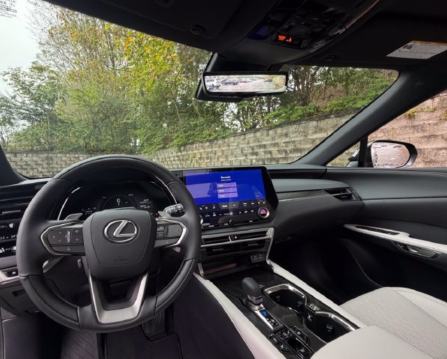 New 2026 Lexus RX 350 w/ Convenience Package AWD/4WD image 32