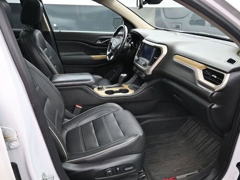Used 2019 GMC Acadia Denali w/ Technology Package AWD/4WD image 13