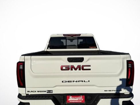 New 2025 GMC Sierra 2500 Denali w/ Denali Reserve Package image 3