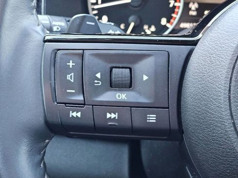 Certified 2024 Nissan Pathfinder SL w/ SL Premium Package image 17