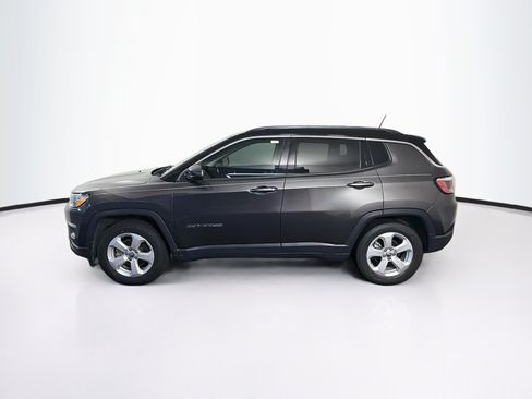 Used 2020 Jeep Compass Latitude w/ Popular Equipment Group FWD image 4