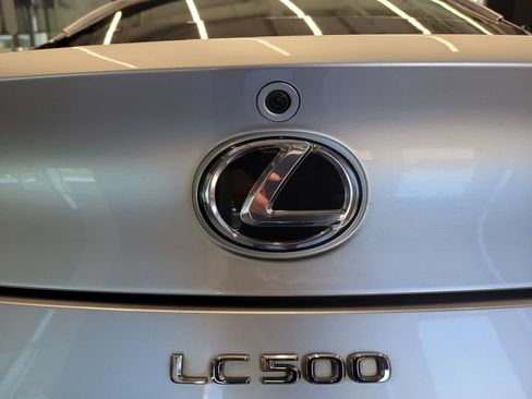 Used 2018 Lexus LC 500 Coupe w/ Performance Package image 34