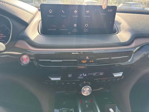 Used 2024 Acura MDX SH-AWD w/ Technology Package image 10
