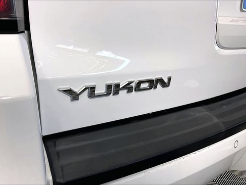 Used 2016 GMC Yukon SLT image 29