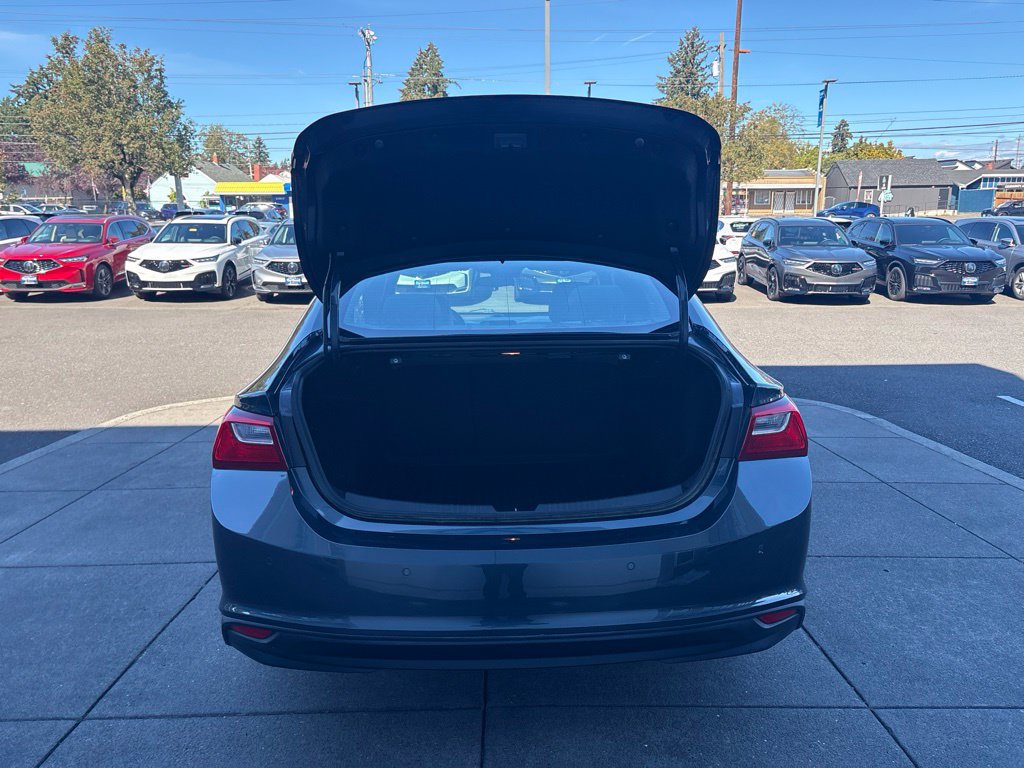 Used 2020 Chevrolet Malibu LS w/ Driver Confidence Package II FWD image 8