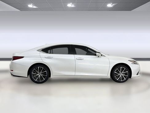Certified 2025 Lexus ES 350 w/ Premium Package FWD image 8