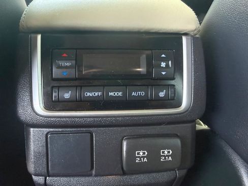 Used 2020 Subaru Ascent Limited w/ Technology Package AWD/4WD image 9