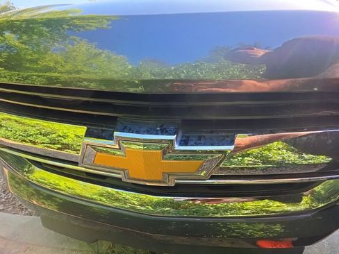 Used 2016 Chevrolet Colorado LT w/ LT Convenience Package RWD image 6