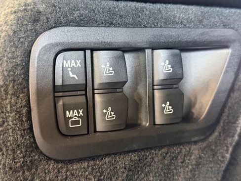 Used 2021 BMW X7 M50i AWD/4WD image 50