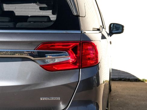 Used 2018 Honda Odyssey Touring image 44