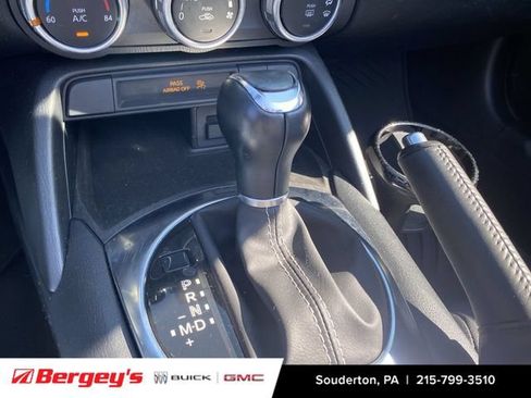 Used 2018 FIAT 124 Spider Lusso w/ Convenience Group RWD image 18