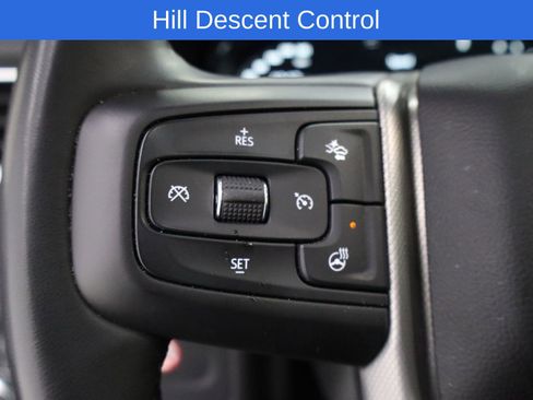 Used 2024 GMC Yukon XL Denali image 14