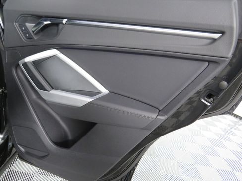 Used 2021 Audi Q3 2.0T Premium Plus w/ Premium Plus Package image 43