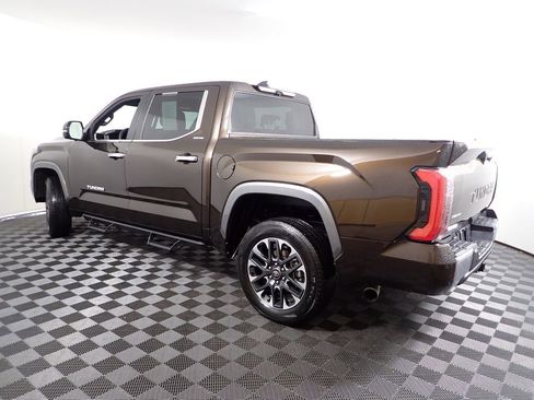 Used 2025 Toyota Tundra Limited AWD/4WD image 14