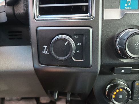 Used 2018 Ford F150 XLT w/ Equipment Group 302A Luxury AWD/4WD image 20