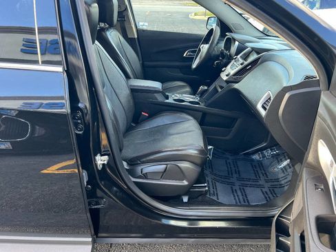 Used 2017 Chevrolet Equinox LT w/ Midnight Edition image 25