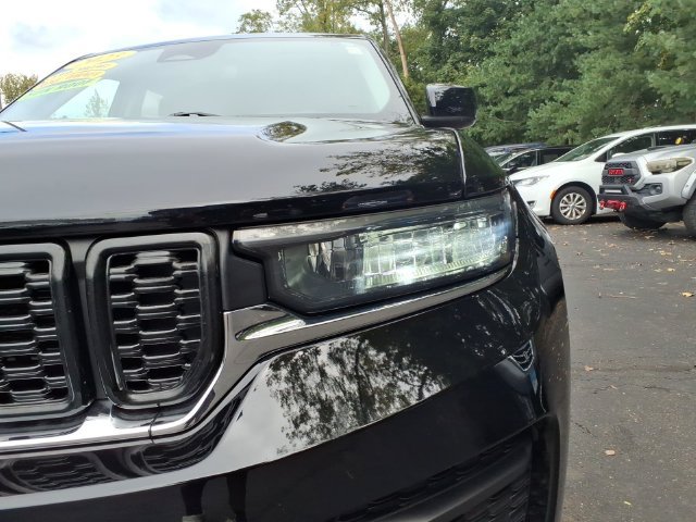 Certified 2023 Jeep Grand Cherokee Laredo X AWD/4WD image 24