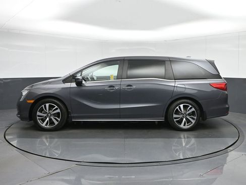 Used 2024 Honda Odyssey Touring image 4