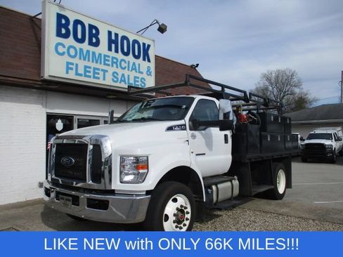 Used 2021 Ford F750 2WD Regular Cab Super Duty image 1